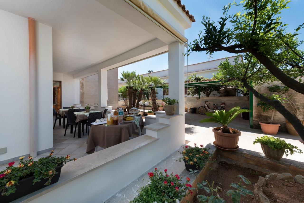 Tra La Montagna E Il Mare Bed & Breakfast San Vito Lo Capo Dış mekan fotoğraf