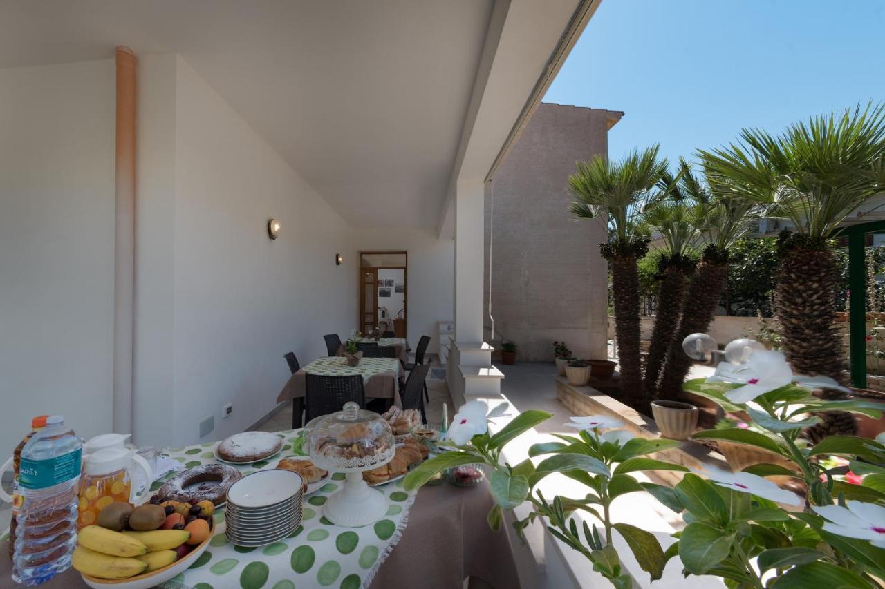 Tra La Montagna E Il Mare Bed & Breakfast San Vito Lo Capo Dış mekan fotoğraf