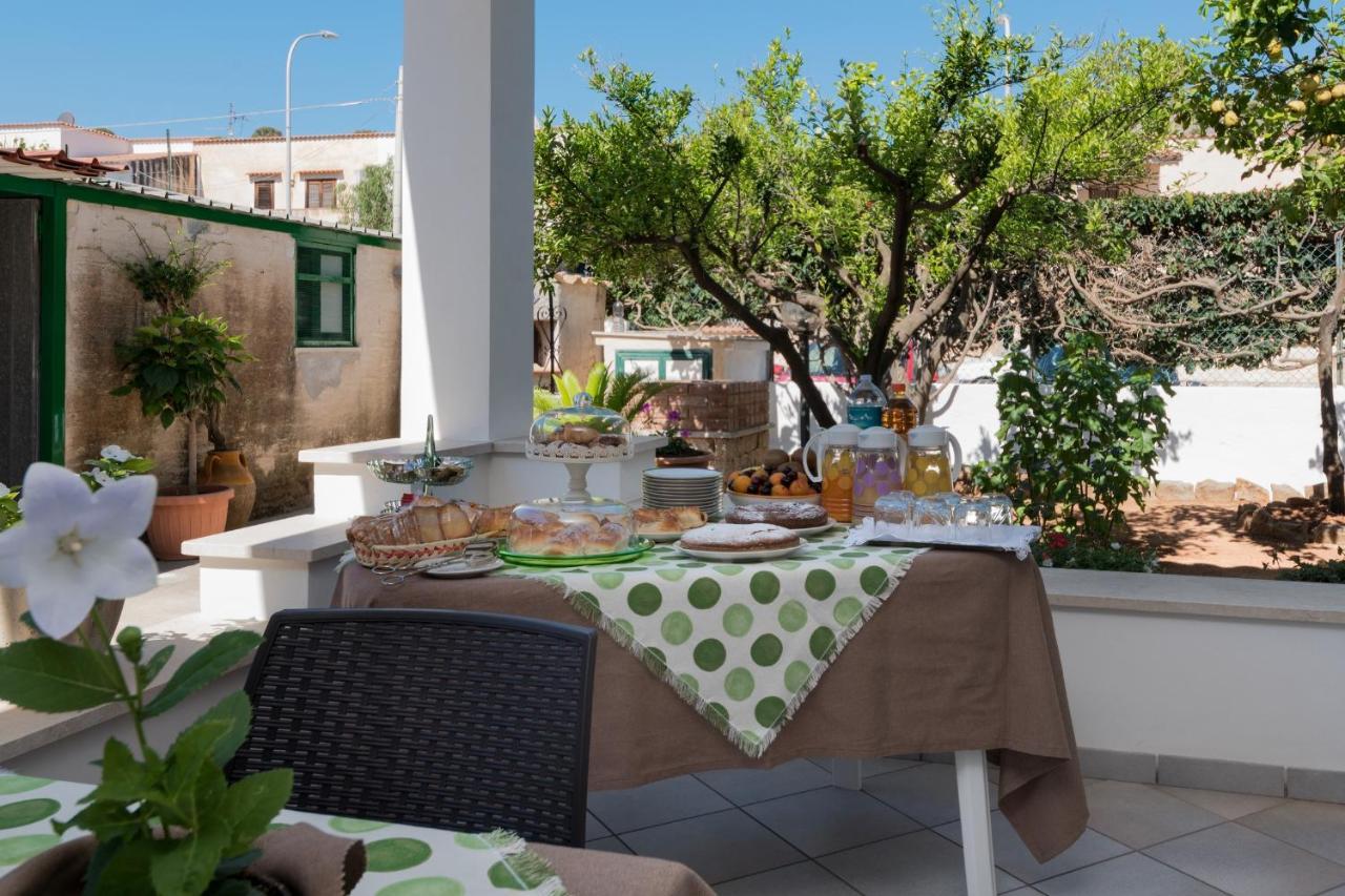 Tra La Montagna E Il Mare Bed & Breakfast San Vito Lo Capo Dış mekan fotoğraf